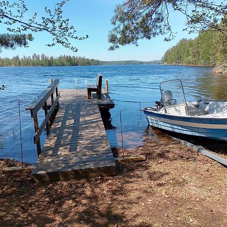 Kalliomoekki Puumala Buitenkant foto